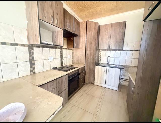 2 BEDROOM PROPERTY TO RENT IN ERASMIA